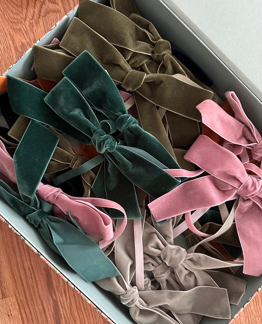 Velvet Napkin Bows (Set of 2)